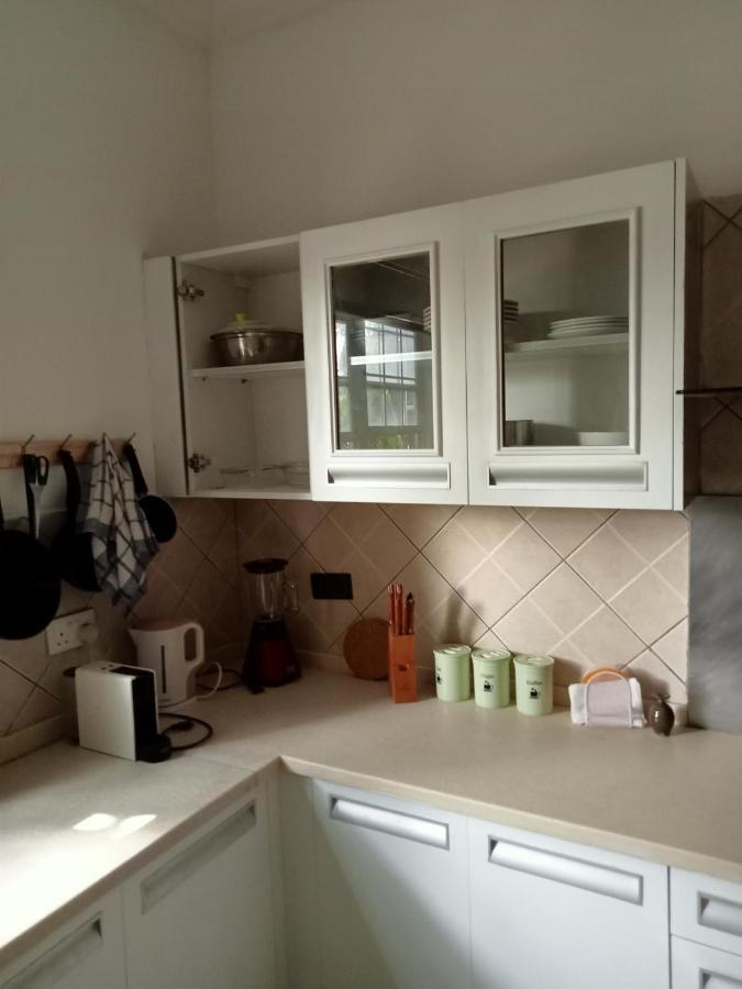 Tricia'S Place - One Family At A Time Apartment Accra Luaran gambar