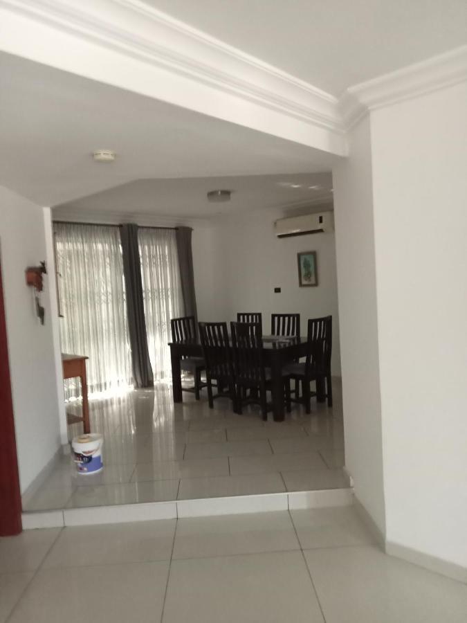 Tricia'S Place - One Family At A Time Apartment Accra Luaran gambar